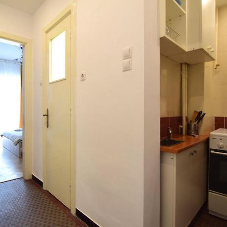 Resedinta Lui Calin - Calea Victoriei Near Royal Palace Βουκουρέστι Εξωτερικό φωτογραφία